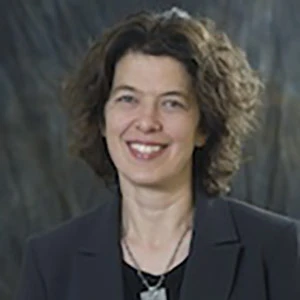 Headshot of Amy Auchincloss