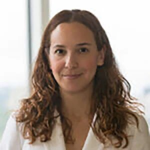 Headshot of Ana Roman Quinones