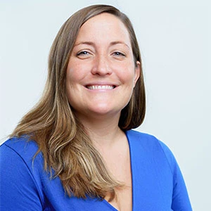 Headshot of Lindsay Shea